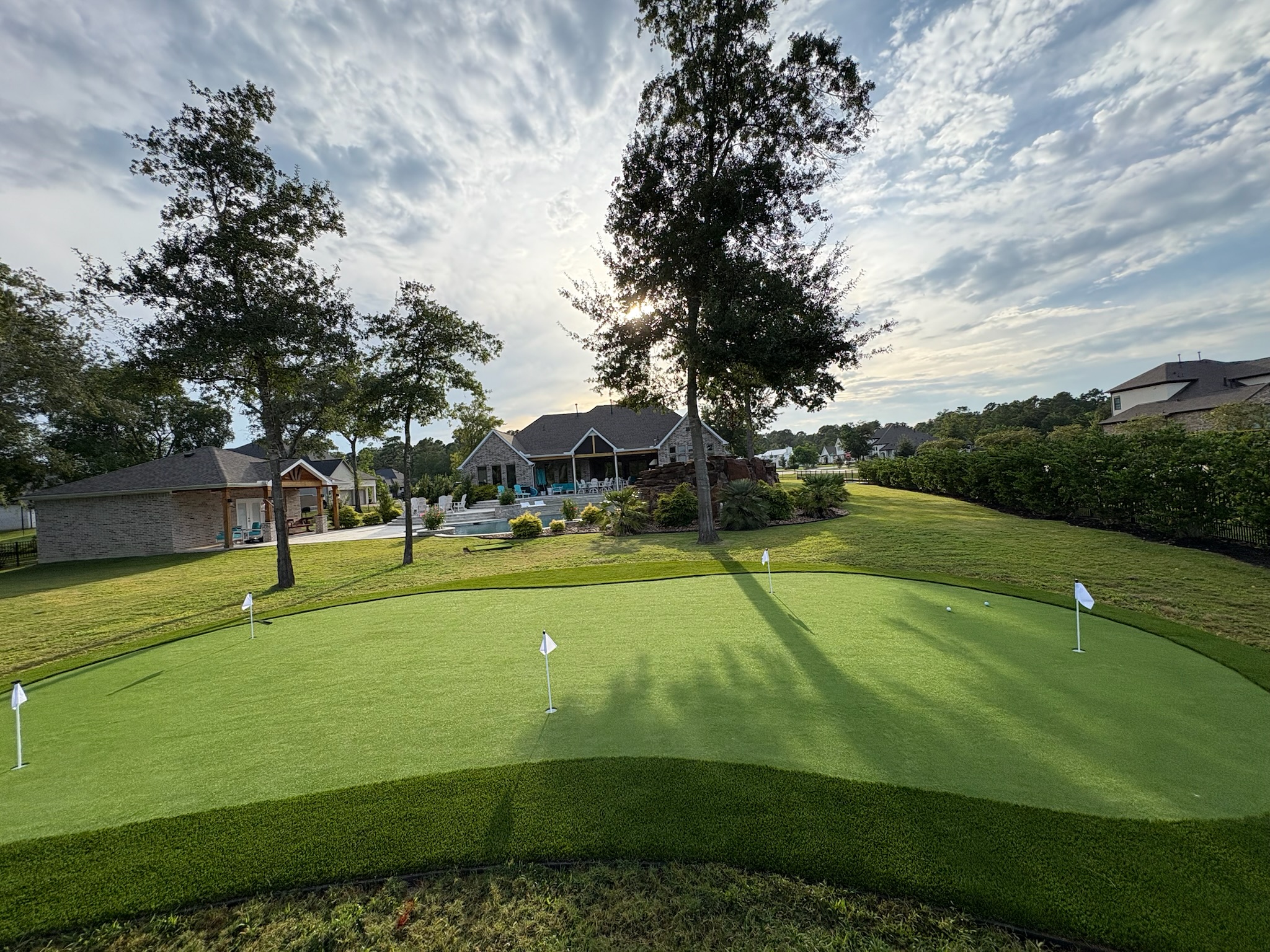 Putting green and turf installation in Dallas, TX
