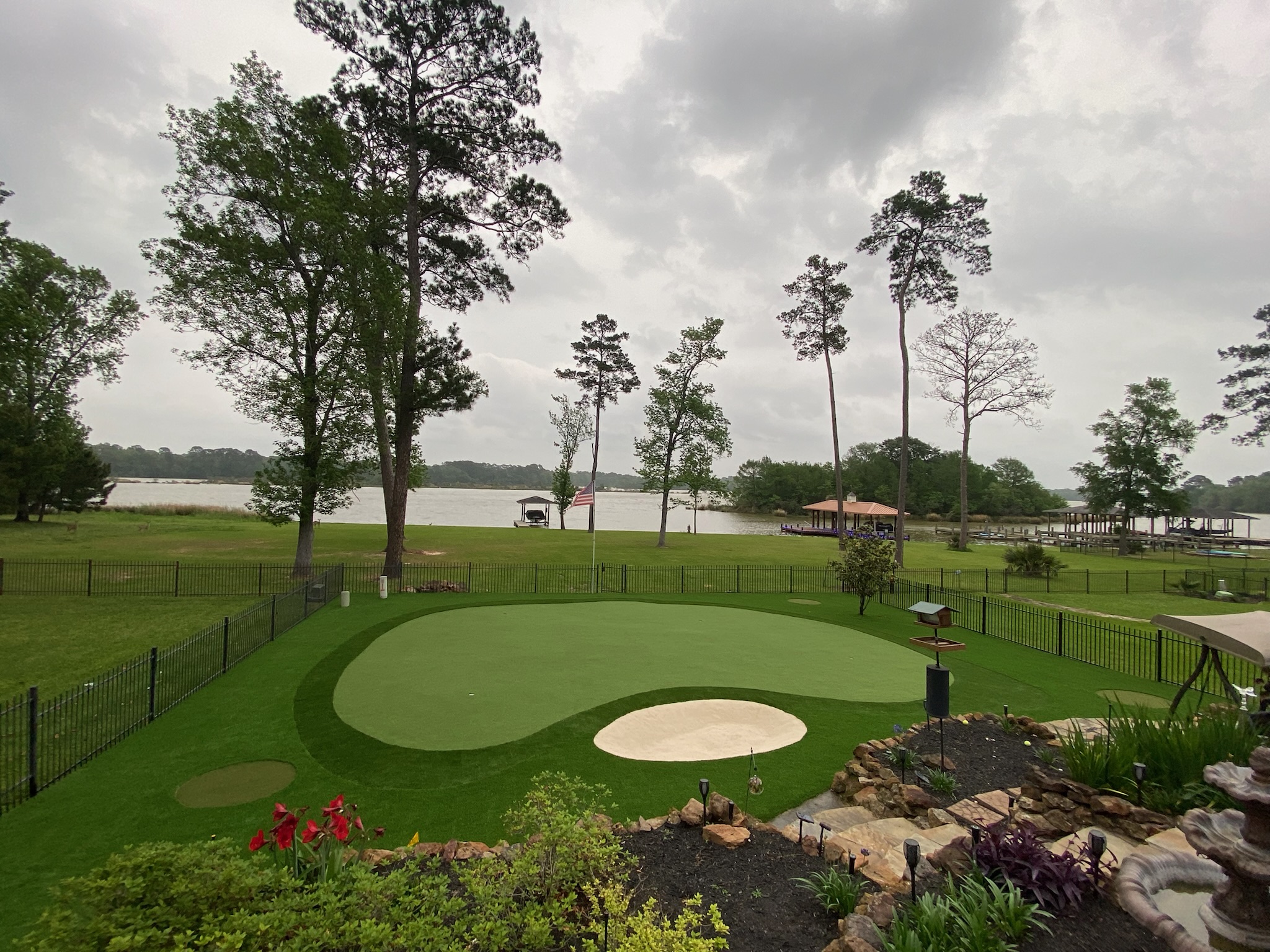 Putting green and turf installation in Frisco, TX